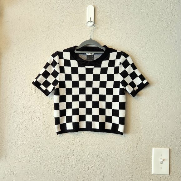 debut Sweaters - Checkered Black and White Knit Top